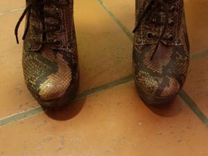 Zapatos plataforma de cuero animal print