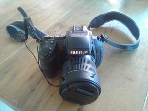 Camara Semi Profesional16 Mpx Fujifilm Fenipix Hs30 Exr