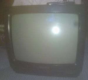 TV FUNCIONA EXCELENTE