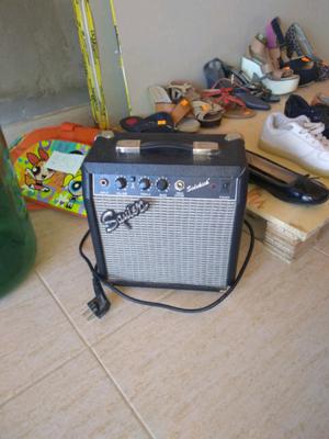 Amplificador de Guitarra Squier 10w