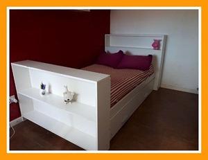 CAMA DE 2 PLAZAS CON ESTANTES + COLCHÓN DE REGALO