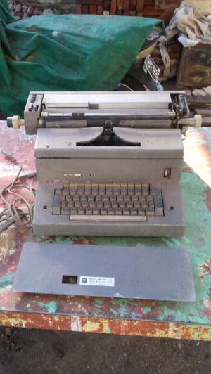 Maquina de escribir olivetti