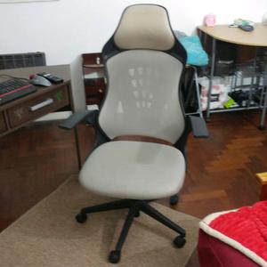 Vendo silla gamer PC reclinable ajustable