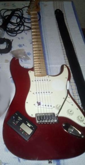 GUITARRA ELÉCTRICA SQUIER STRAT MAS AFINADOR ELECTRONICO