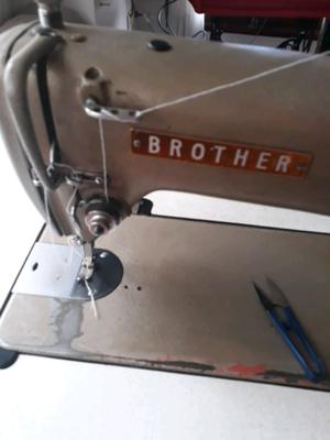 Vendo recta industrial brother 