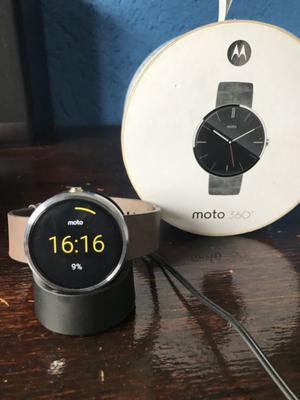 Vendo smartwatch moto 360 muy poco uso
