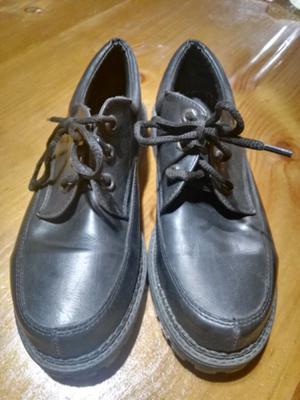 Vendo zapatos unisex nro 38