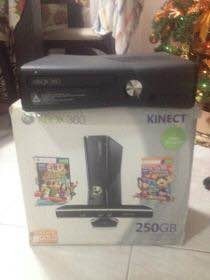Xbox 360 + Kinetic+ Disco 250g+2 Jostick. Casi Nada De Uso.