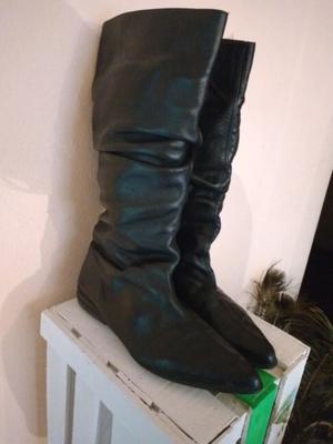 Botas de cuero nro 38