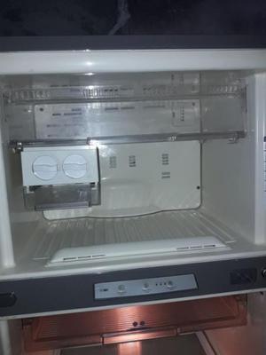 HELADERA WHIRLPOOL NO FROST WRW 47