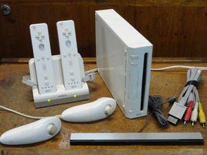 Nintendo Wii - Full Con Accesorios Completos + Juego Wii Fit