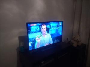 TV 32'' PHILIPS 720