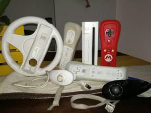 Wii, Chipeada, Con 3 Controles, Y Juegos