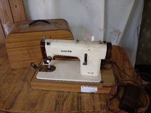 Maquina portátil eléctrica de coser y bordar