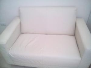 Vendo sillon símil cuero impecable estado