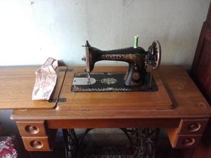 maquina d e coser singer a pedal impecable