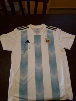 Camiseta De La Seleccion Argentina Firmada Por Messi
