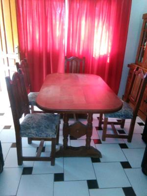 Comedor extencible de algarrobo