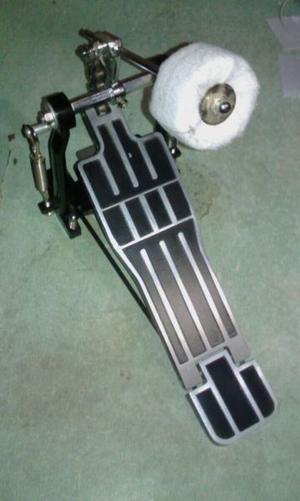 Pedal de bombo Lazer usado