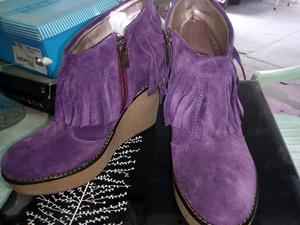 Vendo botas moradas