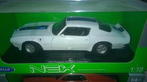 auto welly Pontiac Firebird Trans Am 1:18