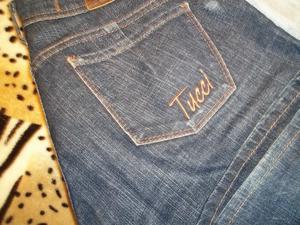 2 Jeans tucci !! $ 300