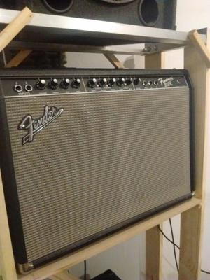Amplificador De Guitarra Fender Frontman 212r