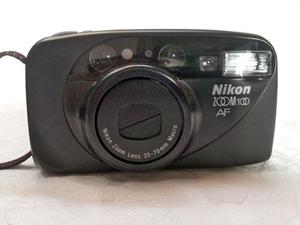 Camara Instamatic Nikon Zoom  Con Macro Y Estuche