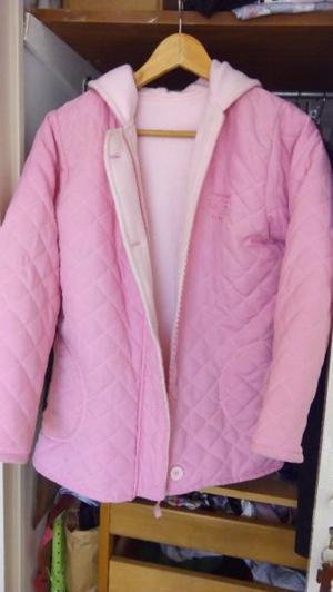 Campera matelasse interior polar, con capucha, talle 14 Poco