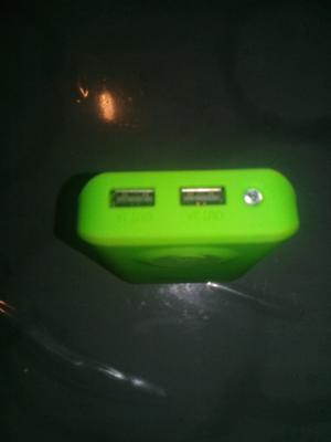 Cargador portatil mow verde