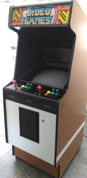 Máquina multijuegos arcades y consolas