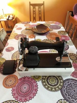 exelente maquina de coser electrica