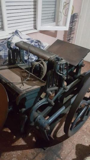 Maquina tipográfica minerva