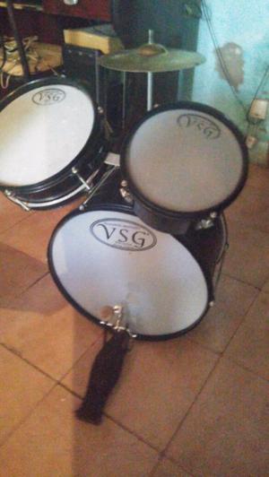 Vendo bateria niño