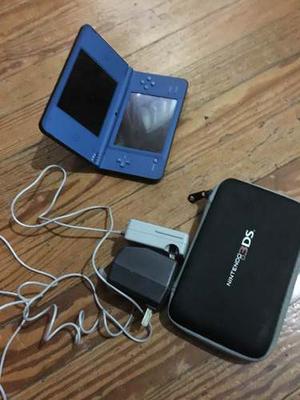 Nintendo Dsi Xl Con Estuche Y 4 Juegos