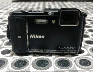 Camara Nikon sumergible