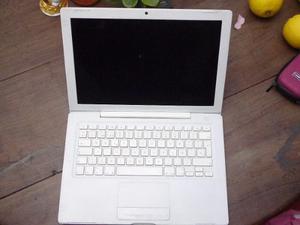 Apple Macbook Modelo A (para Repuesto, No Funciona)