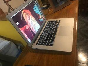 Macbook Air  I5 De 4gb Impecable Acepto Permuta