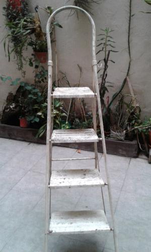 ESCALERA CON ARCO PARA EL HOGAR VENDO URGENTE POR MUDANZA