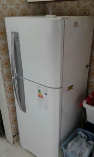 Heladera Electrolux con freezer
