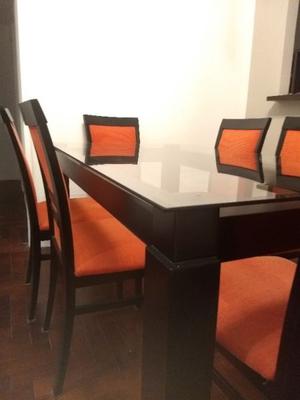 Mesa de madera (1.60 x 90) y tapa de vidrio + 6 sillas +