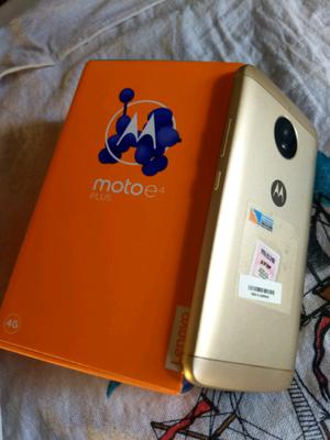 VENDO MOTO E4 PLUS LIBRE IMPECABLE