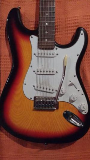 Vendo Guitarra Stratocaster TEXAS