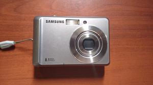 Camara digital Samsung impecable con accesorios