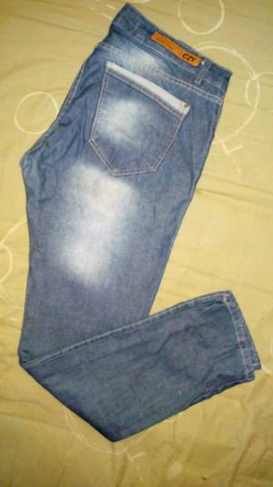 Jeans chupín n42 sin uso