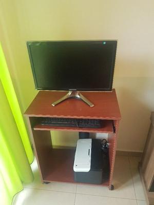 Mesa PC impecable