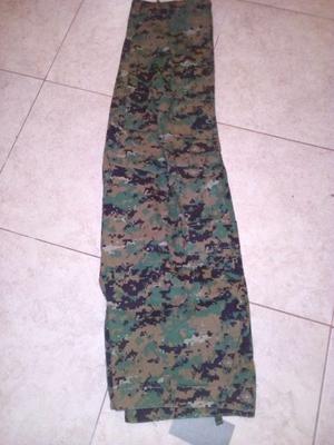 VENDO PANTALON CAMUFLADO