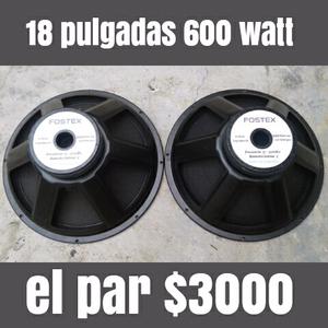 Vendo El par de parlantes en 18 pulgadas 600 watts rms