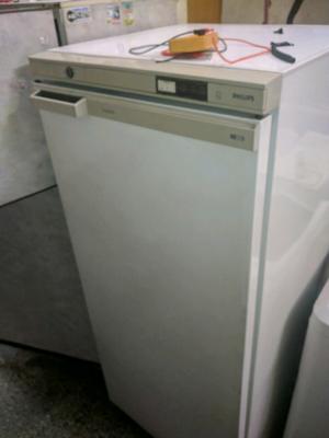 Freezer vertical Philips impecable