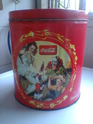 Lata COCA COLA-Retro!!! Coleccionable!